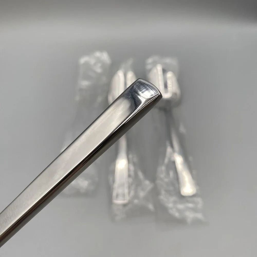 Mikasa PINCH Oval Soup Spoons 3pcs Glossy‎ Forged Stainless Place Table 7.75